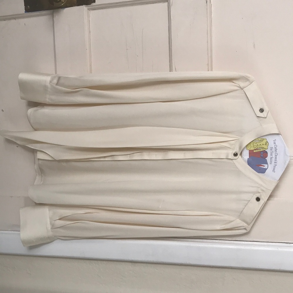 100% silk blouse, never worn, and beautifully made